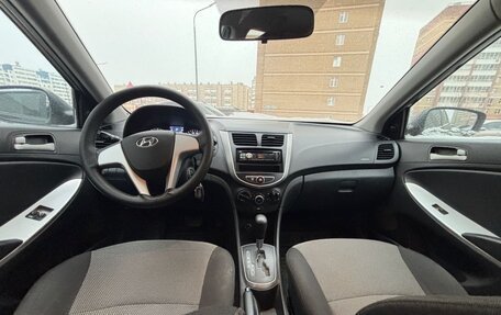 Hyundai Solaris II рестайлинг, 2012 год, 700 000 рублей, 5 фотография