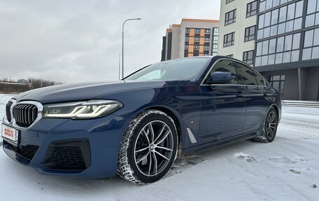 BMW 5 серия, 2020 год, 5 700 000 рублей, 2 фотография