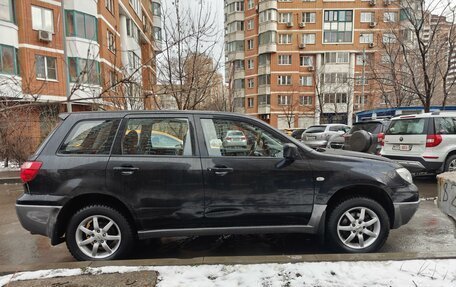 Mitsubishi Outlander III рестайлинг 3, 2004 год, 950 000 рублей, 6 фотография