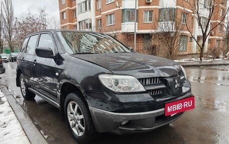 Mitsubishi Outlander III рестайлинг 3, 2004 год, 950 000 рублей, 7 фотография