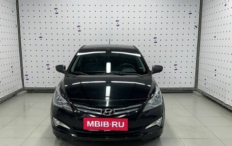 Hyundai Solaris II рестайлинг, 2015 год, 1 100 000 рублей, 3 фотография