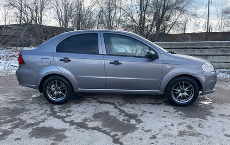 Chevrolet Aveo III, 2010 год, 535 000 рублей, 2 фотография