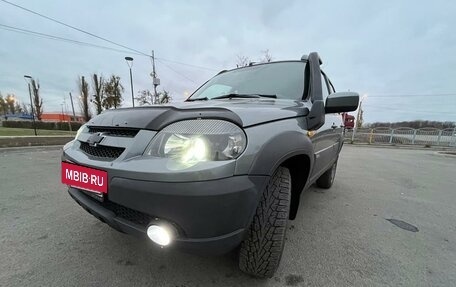 Chevrolet Niva I рестайлинг, 2017 год, 845 000 рублей, 14 фотография