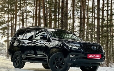 Toyota Land Cruiser Prado 150 рестайлинг 2, 2022 год, 7 500 000 рублей, 2 фотография