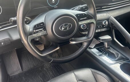 Hyundai Elantra, 2021 год, 2 750 000 рублей, 6 фотография