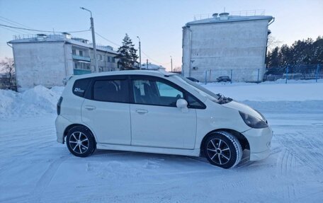 Honda Fit III, 2002 год, 439 999 рублей, 2 фотография