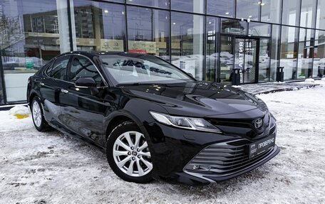 Toyota Camry, 2019 год, 2 997 000 рублей, 3 фотография