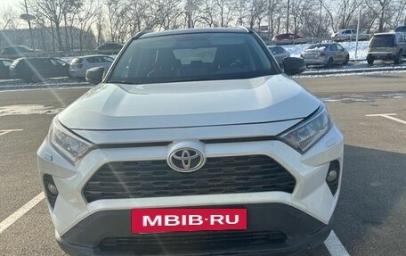 Toyota RAV4, 2020 год, 3 785 000 рублей, 2 фотография