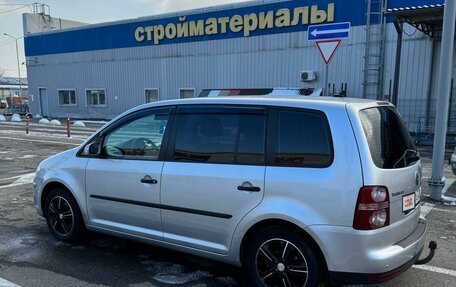 Volkswagen Touran III, 2008 год, 9 фотография