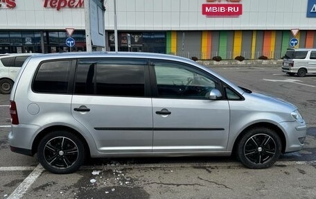 Volkswagen Touran III, 2008 год, 18 фотография