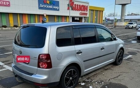 Volkswagen Touran III, 2008 год, 16 фотография