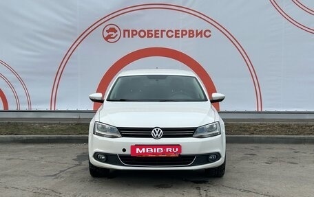 Volkswagen Jetta VI, 2012 год, 950 000 рублей, 2 фотография