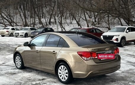 Chevrolet Cruze II, 2014 год, 850 000 рублей, 3 фотография