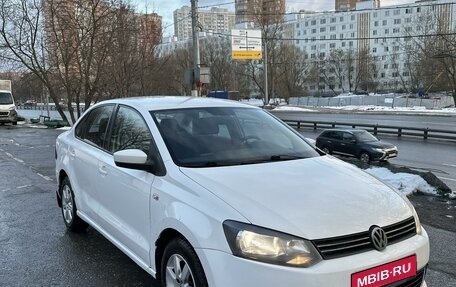 Volkswagen Polo VI (EU Market), 2011 год, 720 000 рублей, 1 фотография