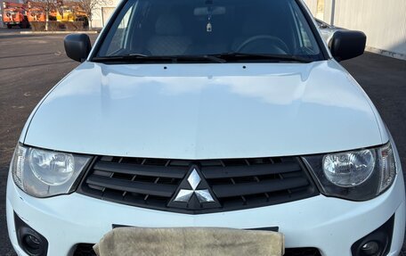 Mitsubishi L200 IV рестайлинг, 2013 год, 1 340 000 рублей, 12 фотография