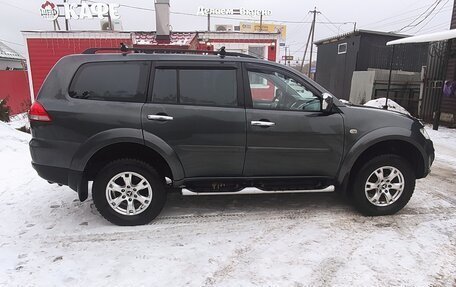 Mitsubishi Pajero Sport II рестайлинг, 2014 год, 2 500 000 рублей, 2 фотография