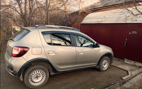 Renault Sandero II рестайлинг, 2016 год, 1 200 000 рублей, 2 фотография