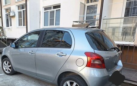 Toyota Yaris III рестайлинг, 2008 год, 750 000 рублей, 8 фотография