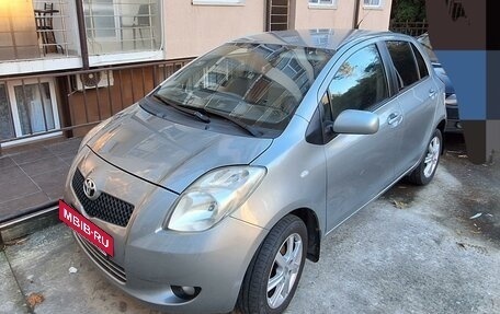 Toyota Yaris III рестайлинг, 2008 год, 750 000 рублей, 12 фотография