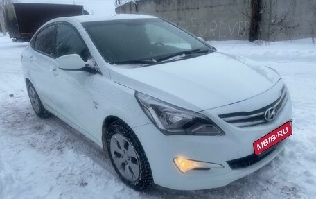 Hyundai Solaris II рестайлинг, 2015 год, 1 300 000 рублей, 8 фотография