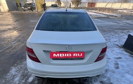 Mercedes-Benz C-Класс, 2011 год, 1 450 000 рублей, 2 фотография