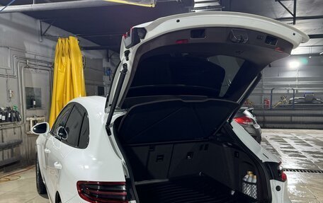 Porsche Macan I рестайлинг, 2015 год, 4 000 000 рублей, 17 фотография