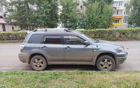 Mitsubishi Outlander III рестайлинг 3, 2003 год, 500 000 рублей, 4 фотография