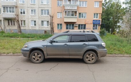 Mitsubishi Outlander III рестайлинг 3, 2003 год, 500 000 рублей, 3 фотография