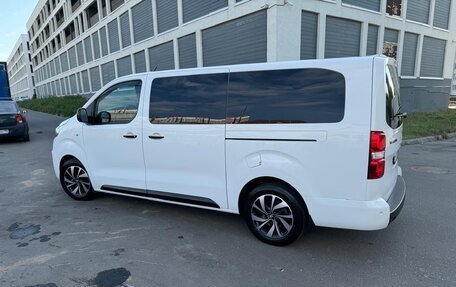 Peugeot Traveller I, 2021 год, 4 100 000 рублей, 5 фотография