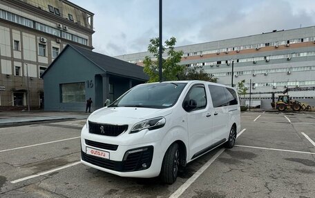 Peugeot Traveller I, 2021 год, 4 100 000 рублей, 9 фотография