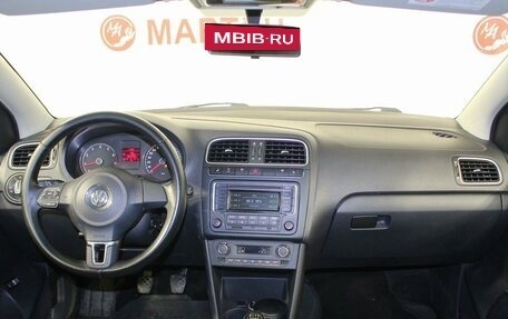 Volkswagen Polo VI (EU Market), 2013 год, 819 000 рублей, 17 фотография