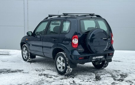 Chevrolet Niva I рестайлинг, 2010 год, 900 000 рублей, 2 фотография