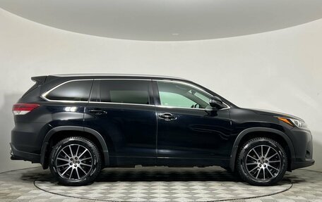 Toyota Highlander III, 2019 год, 3 639 000 рублей, 4 фотография