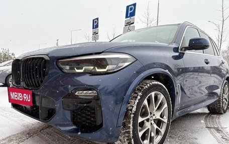 BMW X5, 2019 год, 7 990 000 рублей, 2 фотография