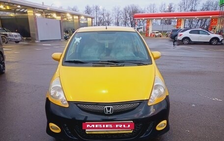 Honda Jazz I рестайлинг, 2008 год, 800 000 рублей, 21 фотография