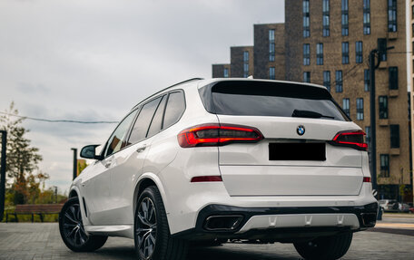 BMW X5, 2019 год, 6 890 000 рублей, 3 фотография