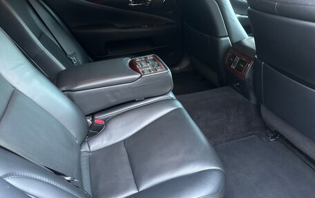 Lexus LS IV, 2007 год, 2 270 000 рублей, 21 фотография