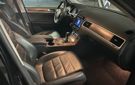 Volkswagen Touareg III, 2014 год, 2 500 000 рублей, 9 фотография