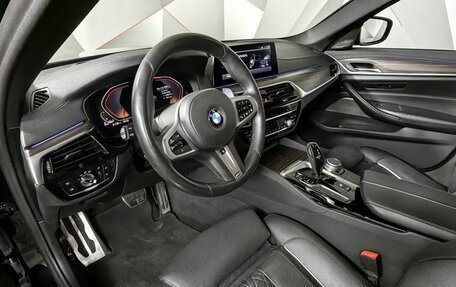 BMW 5 серия, 2019 год, 5 300 000 рублей, 8 фотография