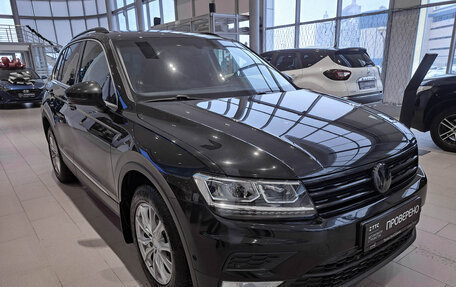 Volkswagen Tiguan II, 2017 год, 2 514 000 рублей, 3 фотография