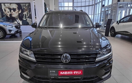 Volkswagen Tiguan II, 2017 год, 2 514 000 рублей, 2 фотография