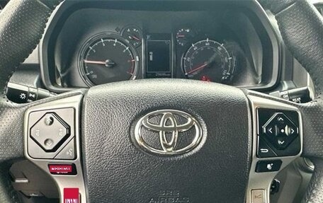 Toyota 4Runner V, 2023 год, 9 369 000 рублей, 12 фотография