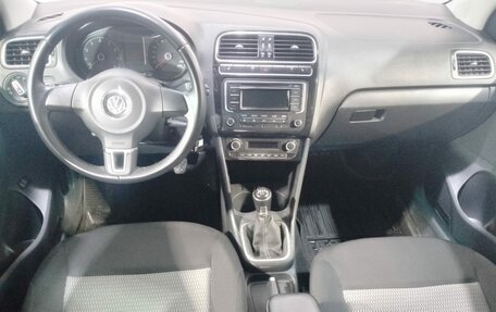 Volkswagen Polo VI (EU Market), 2014 год, 941 000 рублей, 9 фотография