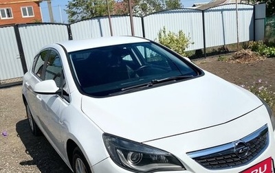 Opel Astra J, 2011 год, 860 000 рублей, 1 фотография