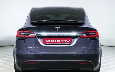 Tesla Model X I, 2018 год, 4 520 000 рублей, 6 фотография