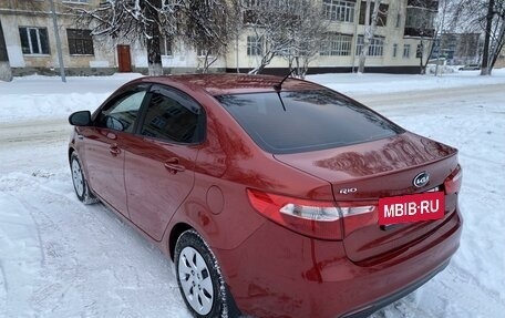 KIA Rio III рестайлинг, 2011 год, 800 000 рублей, 15 фотография