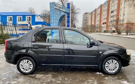 Renault Logan I, 2010 год, 460 000 рублей, 3 фотография