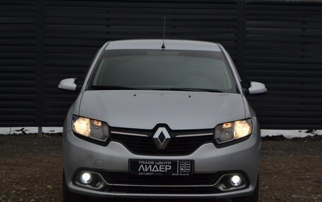 Renault Logan II, 2014 год, 595 000 рублей, 6 фотография