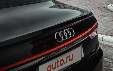 Audi A8, 2018 год, 5 000 000 рублей, 12 фотография