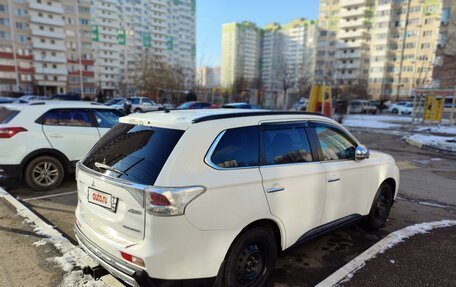 Mitsubishi Outlander III рестайлинг 3, 2012 год, 1 515 000 рублей, 3 фотография